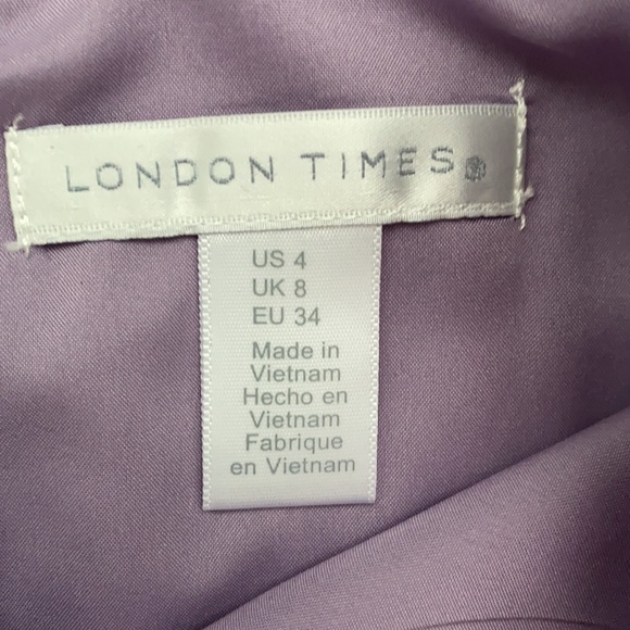 Lavender dress - Picture 2 of 2